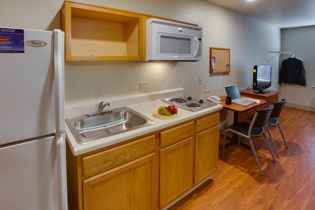 Extended Stay America Select Suites - Birmingham - 베서머 객실 사진